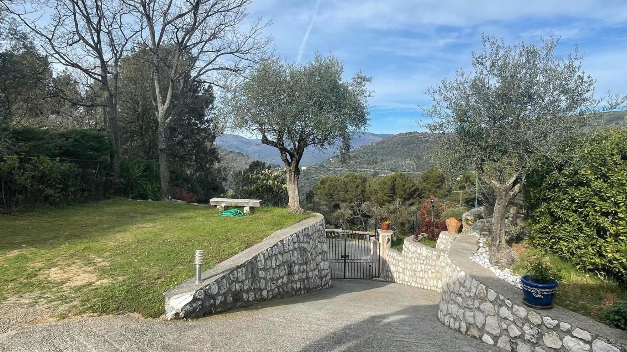 Rez De Jardin, Entre Mer Et Montagne Levens Екстериор снимка